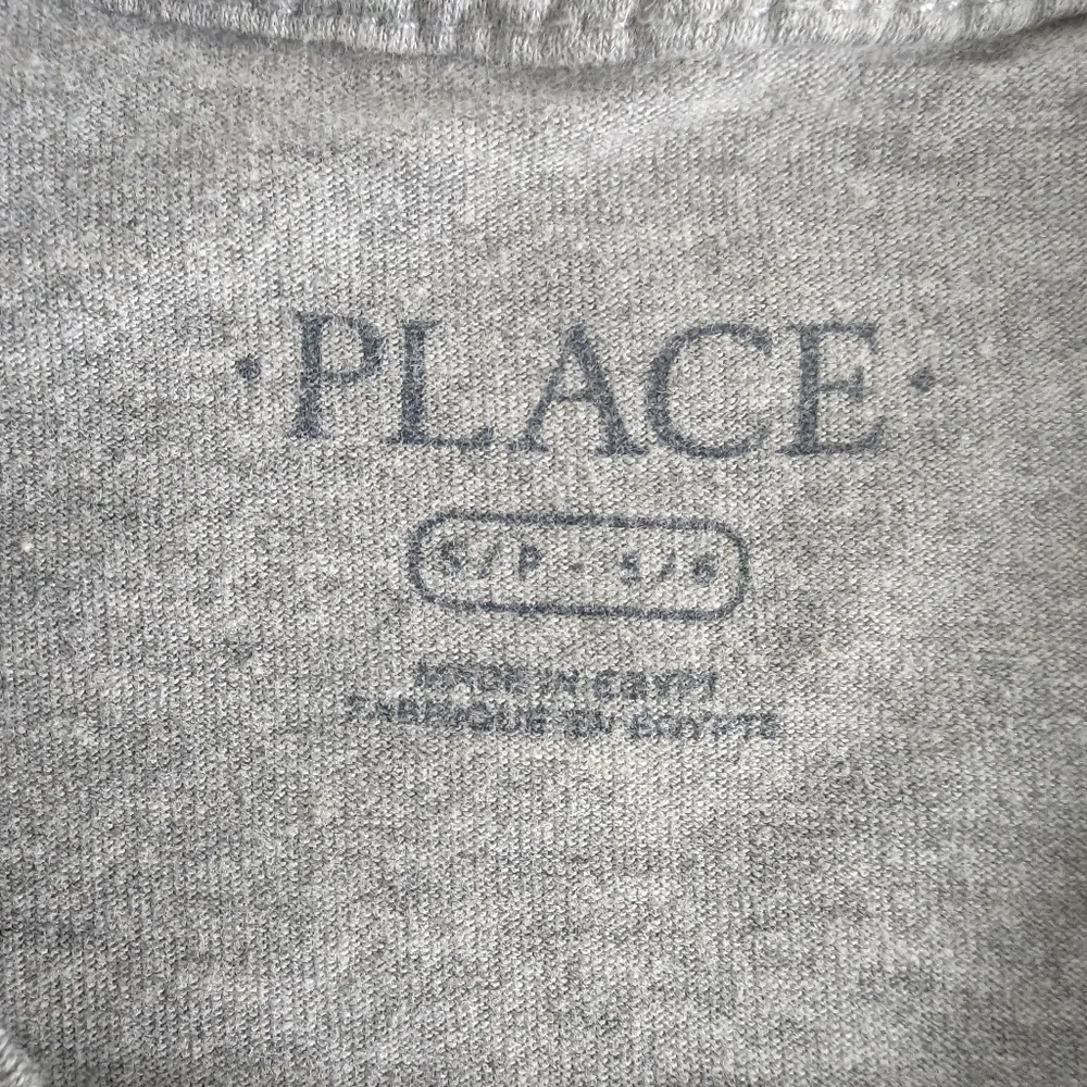 The Children's Place Boys Tee-Short Sleeve Size 5/6